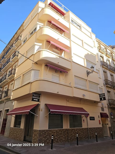 Apartamentos Turísticos KENZAMIN Apartment in Alicante