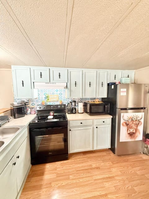 San Angelo Haven-Cowboy Capital Stay-1 Mi Dtown House in Rio Grande