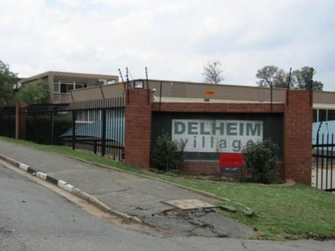 Property building, Street view