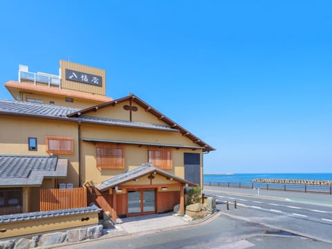 Property building, Sea view