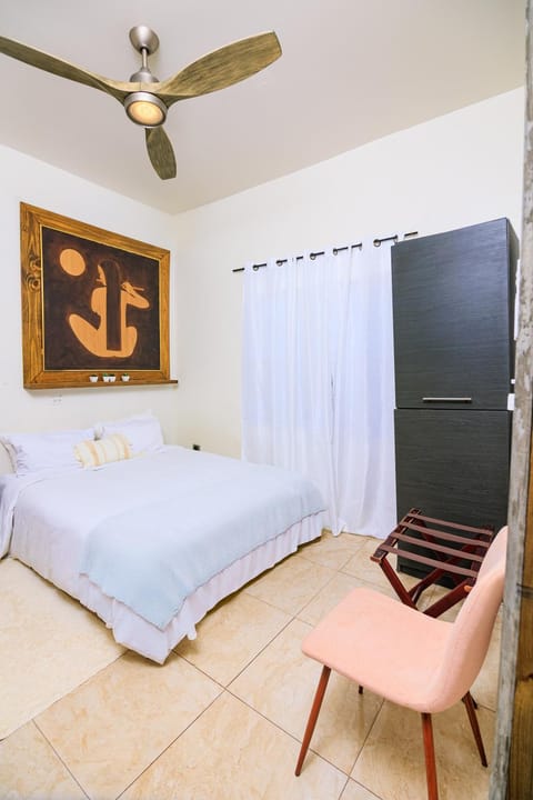 Bed, Photo of the whole room, Bedroom, wardrobe, Internal: Not applicable to any particular room