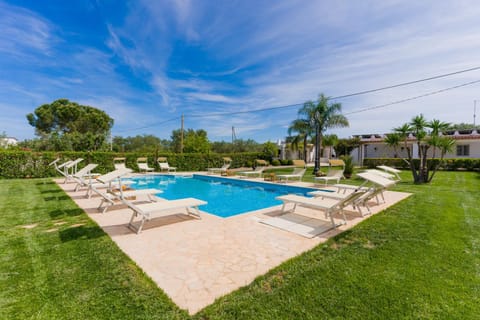 Garden, Swimming pool