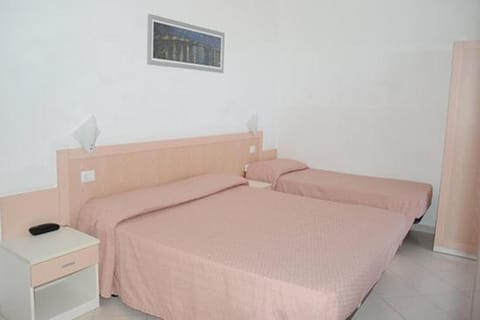 B&B Hotel Fattoriamare Hotel in Alba Adriatica