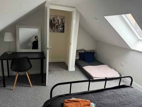 Snowdrop villa Apartment in Bristol