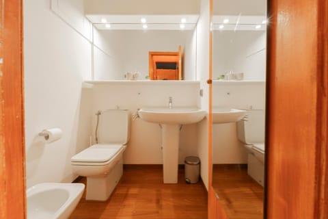 Toilet, Bathroom, bidet