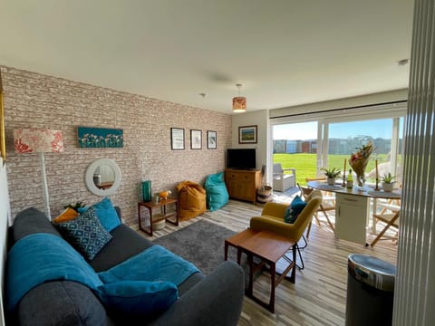 187 Needles Lodge Chalet in Freshwater