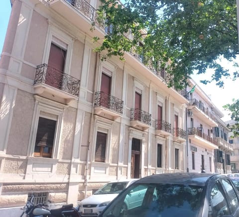Property building, Neighbourhood, Location, shuttle