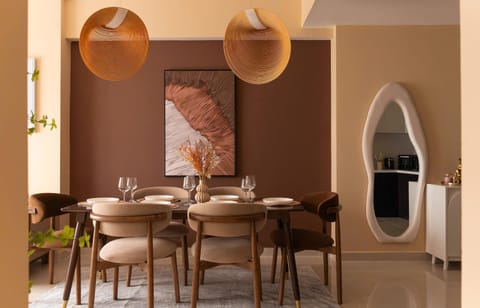 Kitchen or kitchenette, Living room, Seating area, Dining area, air conditioner