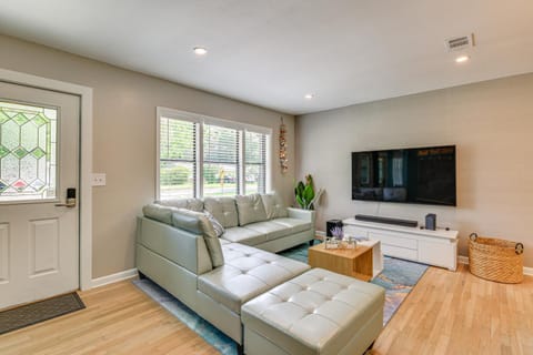 Fort Walton Beach Home 3 Mi to Beach and Pier! House in Fort Walton Beach