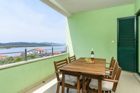 View (from property/room), Balcony/Terrace, Sea view