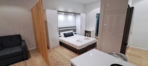 Apartments ampoulos DownTown Apartment in İzmir Province