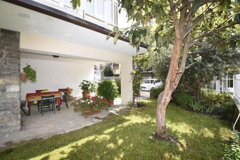 Anzio 9 Guest House House in Province of Lecco