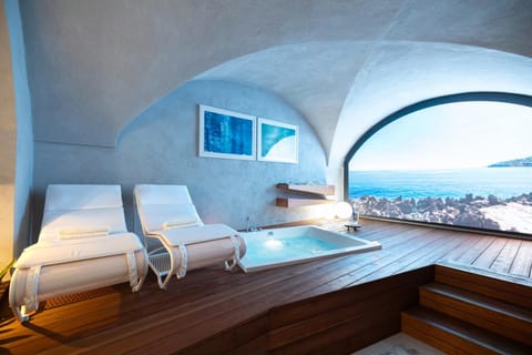 Hot Tub, Spa and wellness centre/facilities