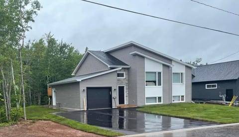 Property building, Day, Street view