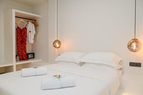 Omnia Suite Apartment in Thera