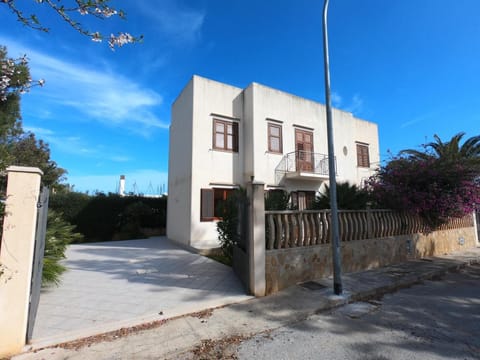 Property building, Parking