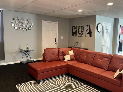 Living room, Seating area