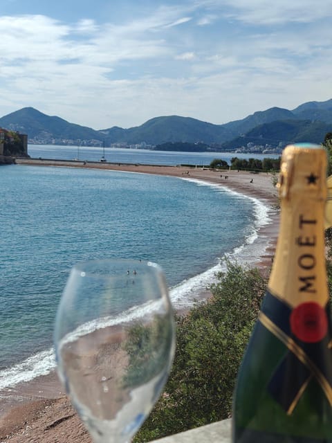 Nearby landmark, Sea view