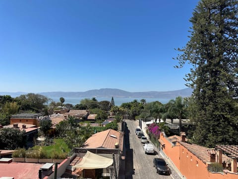 Spacious Studio Suite with Outdoor Pool Apartment in Ajijic