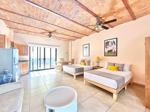 Charming Studio with outdoor pool in Ajijic Apartment in Ajijic