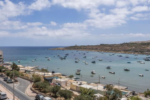 Seafront apartment with garage and breathtaking sunrise by SF HOMES Apartment in Saint Paul's Bay