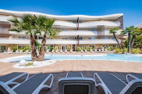 Property building, Landmark view, Pool view, Swimming pool
