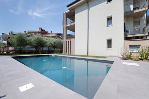 Property building, Swimming pool