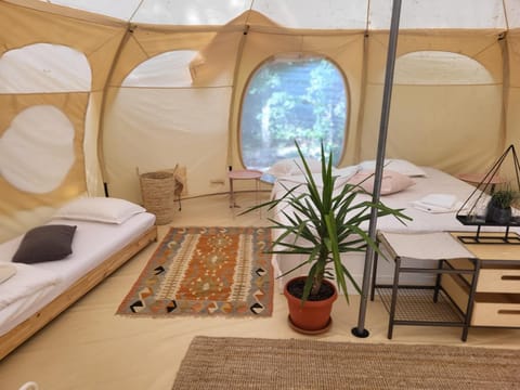 Rock Oak Imotski 1 Luxury tent in Imotski