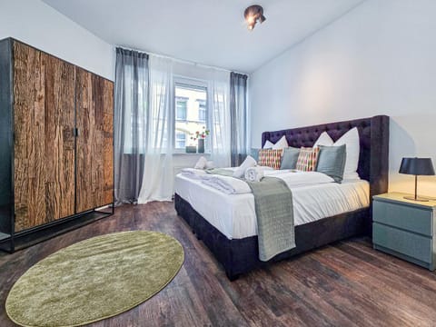 Bed, Photo of the whole room, Bedroom, towels, wardrobe