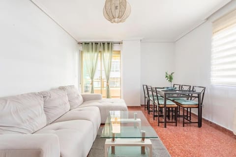 Villamar ,ACC, playa wifi y garaje Apartment in Cullera