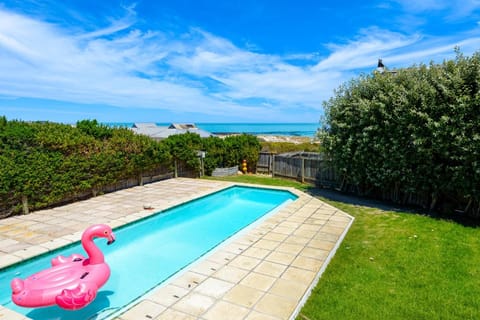 The Beach Cottage House in Cape Town