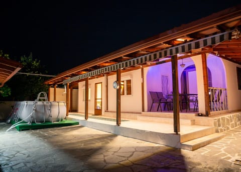 Seaside Cottage by Golden Host Apartment in Halkidiki