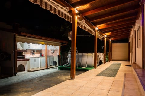 Seaside Cottage by Golden Host Apartment in Halkidiki