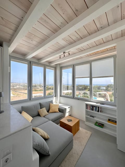 Natural landscape, Living room, Seating area