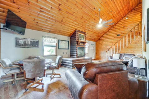 Boat Dock Pet-Friendly Douglas Lake Getaway! House in Douglas Lake