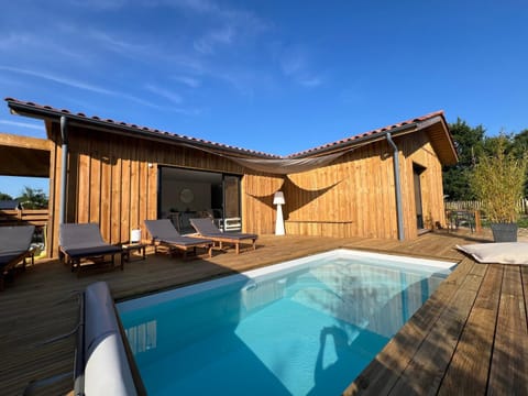 Patio, Swimming pool