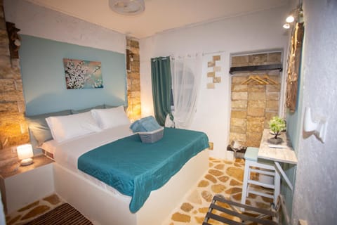 Anatoli Studios in front of the beach Apartment in Moraitika