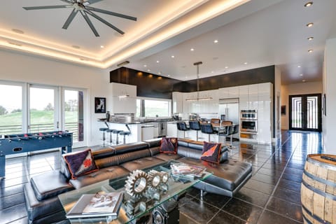 Motorcycle-Themed Home in Spearfish with Hot Tub! House in Spearfish