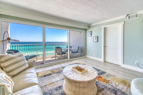 View (from property/room), Living room, Seating area, Sea view