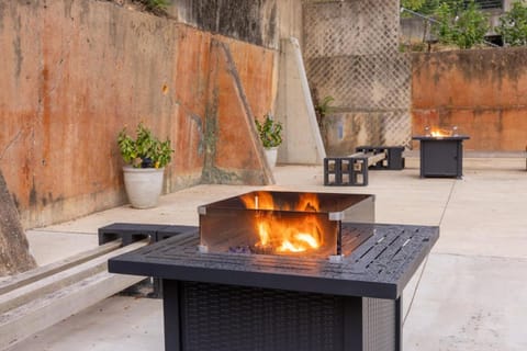 Patio, Seating area