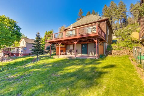 Harrison Home with Grill and Lake Views Walk to Town! House in Harrison