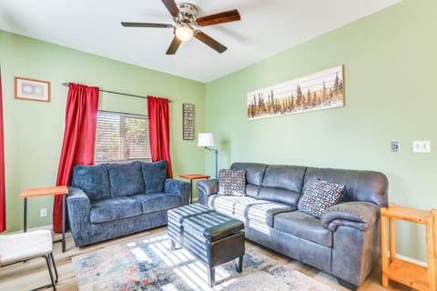 Harrison Home with Grill and Lake Views Walk to Town! House in Harrison