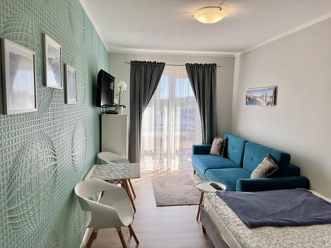 Pod Papugami - Komfortowe pokoje z widokiem na rzekę Bed and Breakfast in Leba