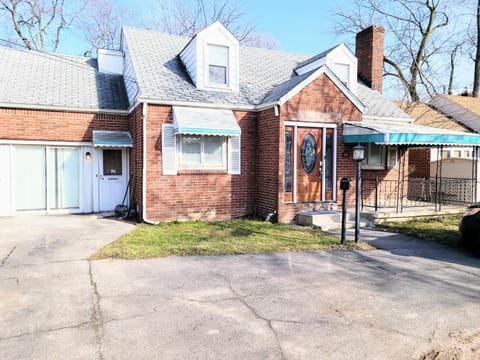Property building, Street view