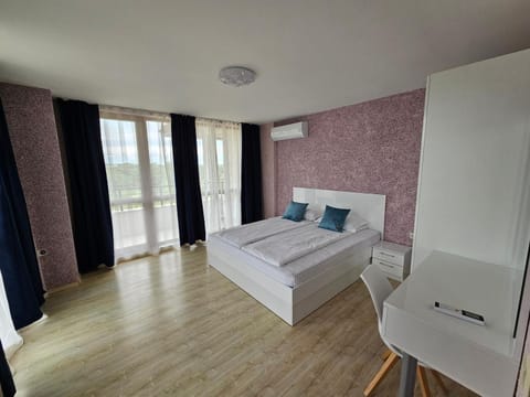 Bed, Bedroom, wardrobe