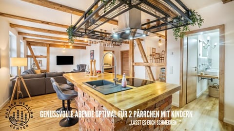 Kitchen or kitchenette, Living room, Seating area, Dining area, Evening entertainment