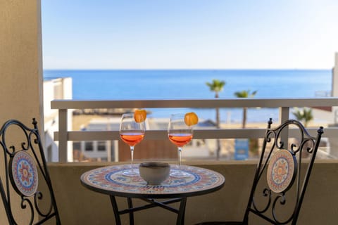 Day, View (from property/room), Balcony/Terrace, Beach, Sea view, Drinks