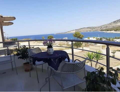 Patio, Day, View (from property/room), Balcony/Terrace, Dining area, Sea view