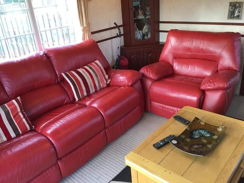 Pen llyn holiday cottages and caravan House in Rhosyr