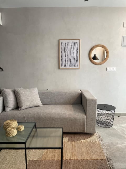 Global Home-Ocaña Apartment in Madrid